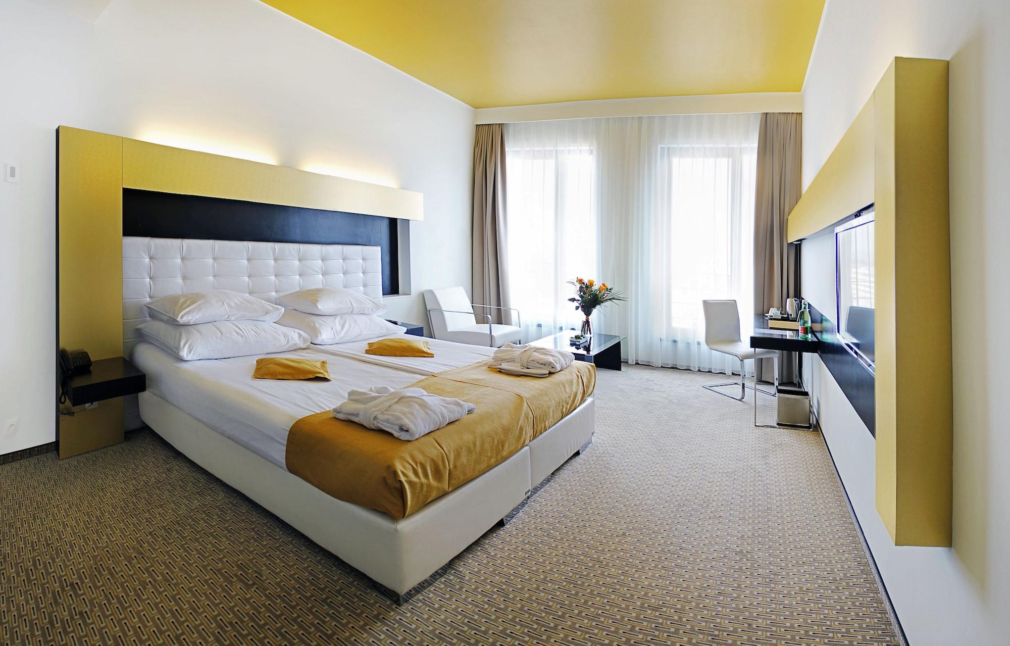 Hotel Grandior